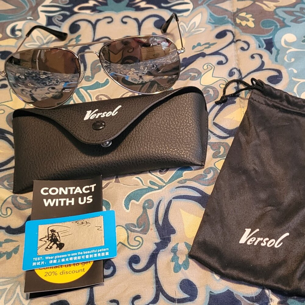 Brand NEW! Versol Aviator Sunglasses, Silver (Includes sunglasses case & bag)